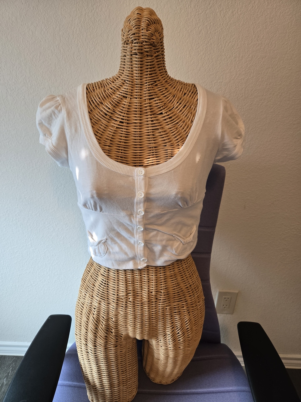 Papaya White Scoop-Front Button Crop Cardigan